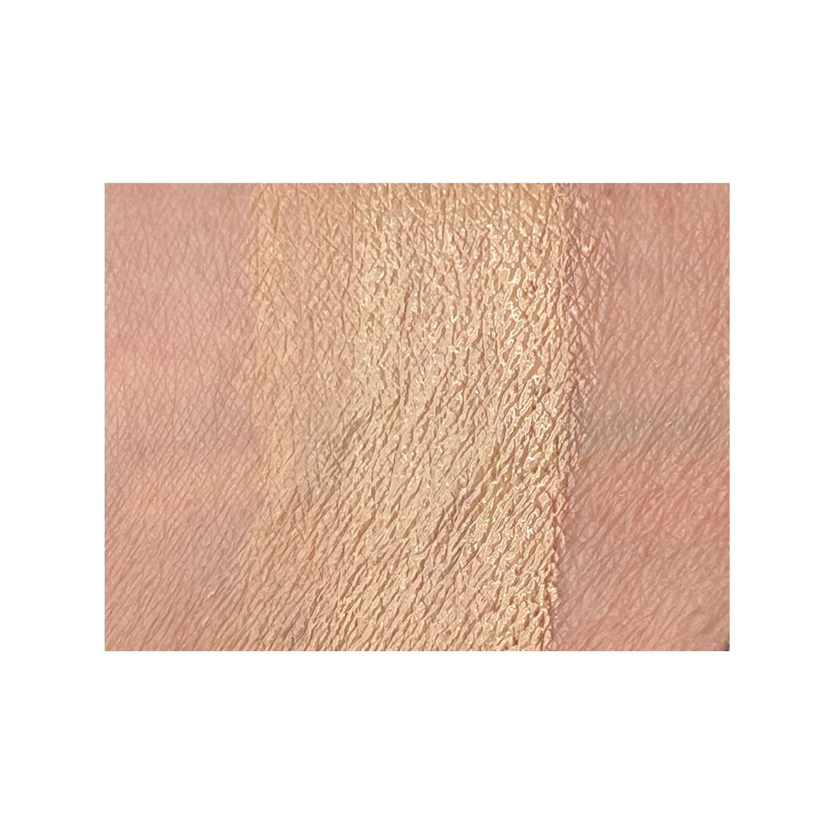 Golden Veil Sheer Skin Tint Light/Medium (No-Make-Up Glow)